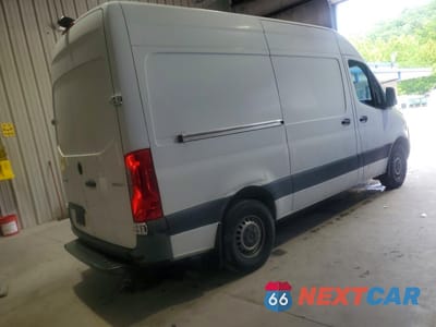 Trzecie zdjęcie samochodu z tyłu: 2019 MERCEDES-BENZ SPRINTER 2500/3500 VIN:WD4PF0CD5KT015743 - miniatura