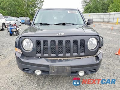 Piąte zdjęcie samochodu w środku: 2014 JEEP PATRIOT SPORT VIN:1C4NJPBA4ED692538 - miniatura