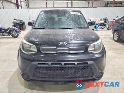 Piąte zdjęcie samochodu w środku: 2016 KIA SOUL BASE VIN:KNDJN2A23G7256913 - miniatura