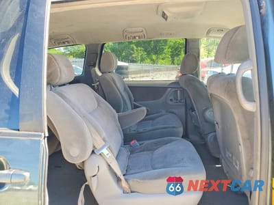 Zdjęcie 11 z 13 samochodu: 2004 TOYOTA SIENNA LE 7 PASSENGER VIN:5TDZA23C64S066237 - miniatura
