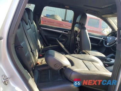 Zdjęcie 10 z 12 samochodu: 2008 PORSCHE CAYENNE S VIN:WP1AB29P68LA41509 - miniatura