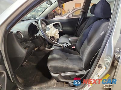 Zdjęcie 7 z 14 samochodu: 2008 TOYOTA RAV4 SPORT VIN:JTMBK32V486048378 - miniatura