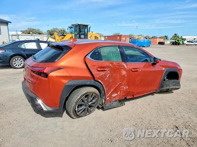 Trzecie zdjęcie samochodu z tyłu: 2019 LEXUS UX 200 VIN:JTHY3JBH3K2005072 - miniatura