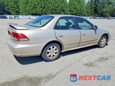 Trzecie zdjęcie samochodu z tyłu: 2002 HONDA ACCORD EX VIN:JHMCG56612C001207 - miniatura