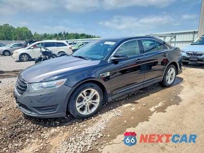 2015 FORD TAURUS SEL 1FAHP2E82FG177907 - główne zdjęcie licytacji z USA - miniatura