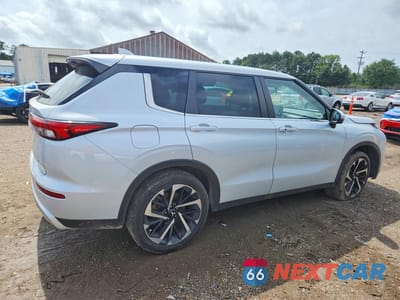 Trzecie zdjęcie samochodu z tyłu: 2023 MITSUBISHI OUTLANDER SE VIN:JA4J3UA84PZ044302 - miniatura