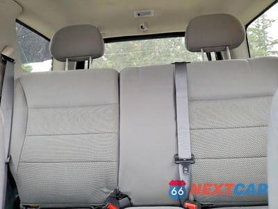 Zdjęcie 10 z 13 samochodu: 2006 FORD ESCAPE XLT VIN:1FMYU93196KC72538 - miniatura