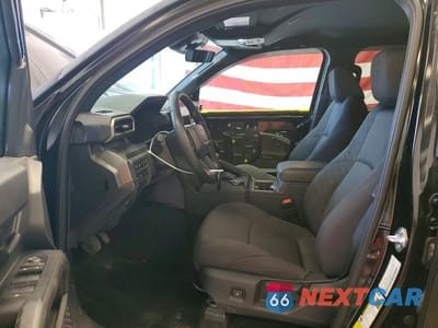 Zdjęcie 7 z 12 samochodu: 2025 TOYOTA TACOMA SR5 VIN:3TMLB5JN9SM150283 - miniatura