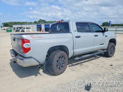 Trzecie zdjęcie samochodu z tyłu: 2020 TOYOTA TUNDRA SR5 VIN:5TFDY5F13LX949934 - miniatura