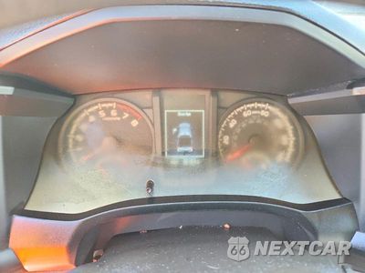 Zdjęcie 9 z 12 samochodu: 2023 TOYOTA TACOMA SR V6 VIN:3TYCZ5AN7PT169096 - miniatura