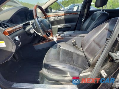 Zdjęcie 7 z 12 samochodu: 2013 MERCEDES-BENZ S 550 VIN:WDDNG7DB3DA510807 - miniatura