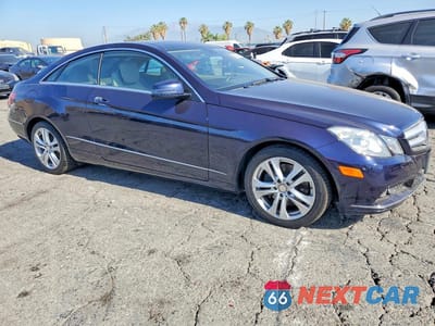 Czwarte zdjęcie samochodu z boku: 2011 MERCEDES-BENZ E 350 VIN:WDDKJ5GB1BF093708 - miniatura
