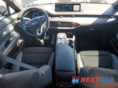 Zdjęcie 8 z 13 samochodu: 2023 GENESIS GV70 2.5T STANDARD VIN:KMUMADTB3PU120894 - miniatura