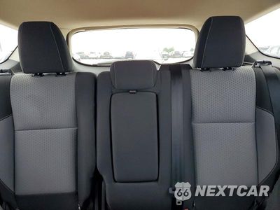 Zdjęcie 10 z 13 samochodu: 2017 FORD ESCAPE SE VIN:1FMCU0G9XHUD66988 - miniatura
