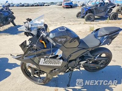 Trzecie zdjęcie samochodu z tyłu: 2019 KAWASAKI EX400 VIN:JKAEXKG15KDA33015 - miniatura
