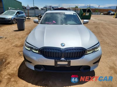 Piąte zdjęcie samochodu w środku: 2020 BMW 330XI VIN:WBA5R7C06LFH46325 - miniatura