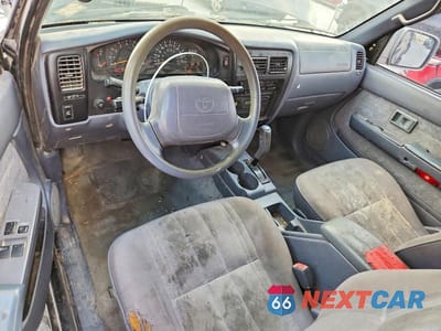 Zdjęcie 9 z 13 samochodu: 2000 TOYOTA TACOMA XTRACAB PRERUNNER VIN:4TASN92N4YZ672783 - miniatura