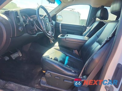 Zdjęcie 7 z 12 samochodu: 2011 CHEVROLET SILVERADO 1500 VIN:1GCRKSE31BZ124017 - miniatura