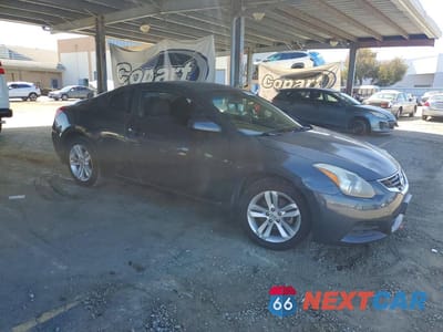Czwarte zdjęcie samochodu z boku: 2013 NISSAN ALTIMA S VIN:1N4AL2EP8DC190511 - miniatura