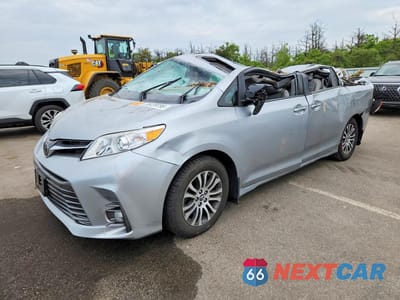 2019 TOYOTA SIENNA XLE 8-PASSENGER 5TDYZ3DC5KS980517 - główne zdjęcie licytacji z USA - miniatura