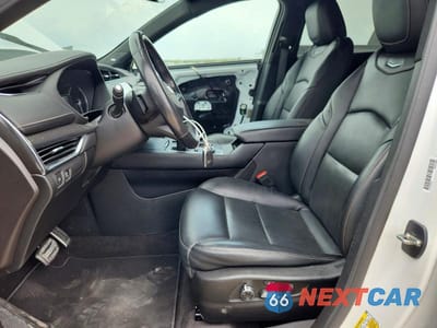 Zdjęcie 7 z 14 samochodu: 2023 CADILLAC XT4 SPORT VIN:1GYFZFR48PF141215 - miniatura