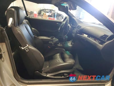 Zdjęcie 10 z 13 samochodu: 2005 BMW 330 CI VIN:WBABW53485PL51978 - miniatura