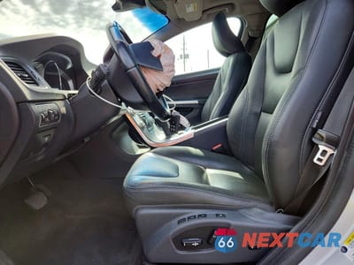 Zdjęcie 7 z 14 samochodu: 2018 VOLVO V60 CROSS COUNTRY PREMIER VIN:YV440MWK9J2059195 - miniatura