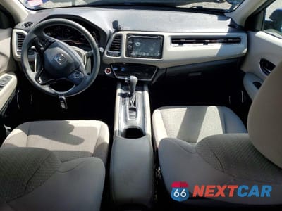 Zdjęcie 8 z 12 samochodu: 2017 HONDA HR-V EX VIN:3CZRU6H53HM710558 - miniatura