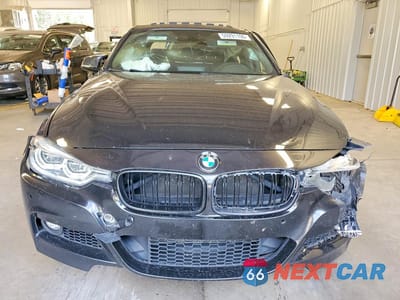 Piąte zdjęcie samochodu w środku: 2018 BMW 340 XI VIN:WBA8B7G54JNU95098 - miniatura