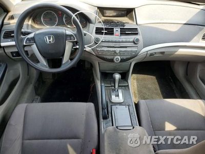 Zdjęcie 8 z 12 samochodu: 2012 HONDA ACCORD LXP VIN:1HGCP2F42CA204118 - miniatura