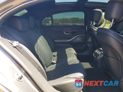Zdjęcie 10 z 12 samochodu: 2021 MERCEDES-BENZ S 580 4MATIC VIN:W1K6G7GB5MA052901 - miniatura