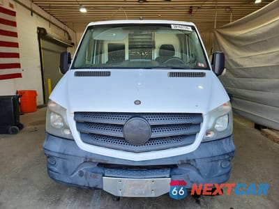 Piąte zdjęcie samochodu w środku: 2015 MERCEDES-BENZ SPRINTER 2500 VIN:WD3PE7DC5F5950941 - miniatura