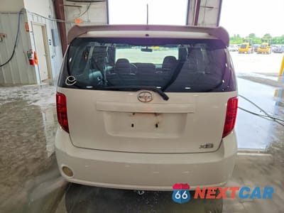 Zdjęcie 6 z 12 samochodu: 2008 TOYOTA SCION XB VIN:JTLKE50E081014607 - miniatura