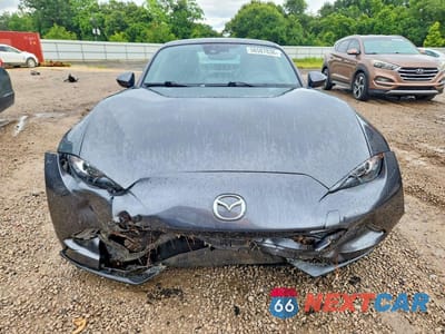 Piąte zdjęcie samochodu w środku: 2019 MAZDA MX-5 MIATA GRAND TOURING VIN:JM1NDAM72K0301783 - miniatura