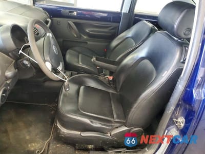 Zdjęcie 7 z 12 samochodu: 2006 VOLKSWAGEN NEW BEETLE 2.5L VIN:3VWPW31C76M416301 - miniatura