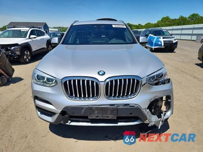 Piąte zdjęcie samochodu w środku: 2021 BMW X3 XDRIVE30I VIN:5UXTY5C06M9H22123 - miniatura