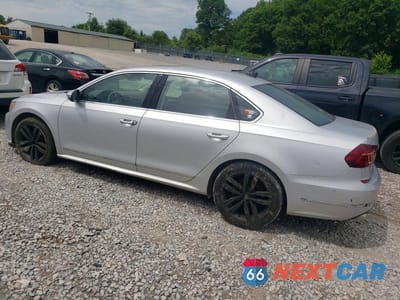 Drugie zdjęcie samochodu z przodu: 2017 VOLKSWAGEN PASSAT SEL PREMIUM VIN:1VWCT7A37HC002972 - miniatura