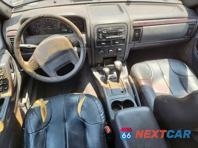 Zdjęcie 8 z 12 samochodu: 2000 JEEP GRAND CHEROKEE LAREDO VIN:1J4GW48S9YC235270 - miniatura