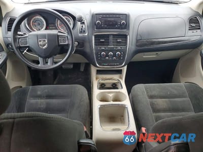 Zdjęcie 8 z 13 samochodu: 2016 DODGE GRAND CARAVAN SXT VIN:2C4RDGCG7GR311972 - miniatura