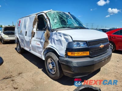 Czwarte zdjęcie samochodu z boku: 2025 CHEVROLET EXPRESS G2500 VIN:1GCWGAFP1S1280718 - miniatura