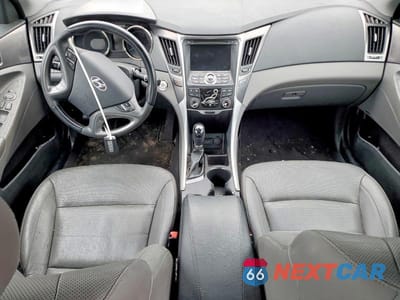 Zdjęcie 8 z 13 samochodu: 2011 HYUNDAI SONATA HYBRID VIN:KMHEC4A47BA015528 - miniatura
