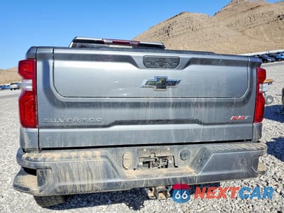 Zdjęcie 6 z 12 samochodu: 2021 CHEVROLET SILVERADO C1500 CLASSIC HD VIN:3GCUYEET3MG392631 - miniatura