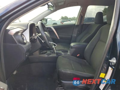 Zdjęcie 7 z 13 samochodu: 2018 TOYOTA RAV4 LE VIN:JTMZFREV5JJ168386 - miniatura