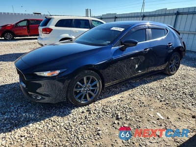 2024 MAZDA 3 PREFERRED JM1BPALM2R1716527 - główne zdjęcie licytacji z USA - miniatura