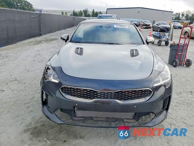 Piąte zdjęcie samochodu w środku: 2019 KIA STINGER GT1 VIN:KNAE45LC9K6061454 - miniatura