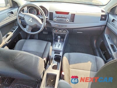 Zdjęcie 8 z 13 samochodu: 2010 MITSUBISHI LANCER DE VIN:JA32U1FU2AU018019 - miniatura