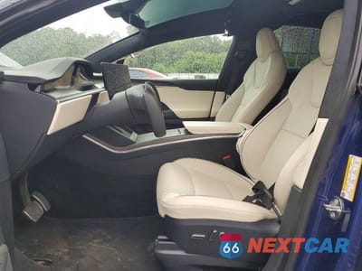 Zdjęcie 7 z 12 samochodu: 2023 TESLA MODEL X VIN:7SAXCBE67PF383089 - miniatura