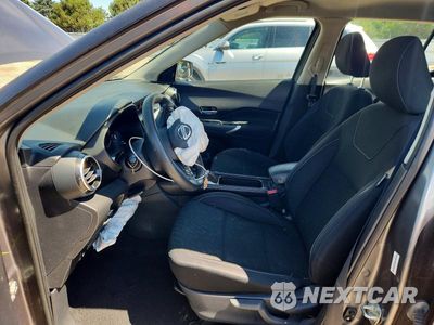 Zdjęcie 7 z 12 samochodu: 2021 NISSAN KICKS SV VIN:3N1CP5CV5ML484935 - miniatura