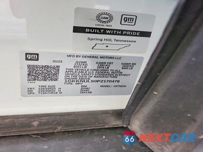 Zdjęcie 13 z 13 samochodu: 2023 GMC ACADIA SLT VIN:1GKKNULS0PZ170478 - miniatura