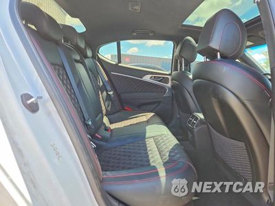 Zdjęcie 10 z 13 samochodu: 2019 GENESIS G70 3.3T ADVANCED VIN:KMTG34LE2KU037360 - miniatura